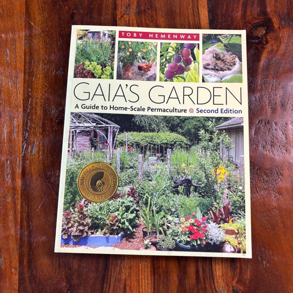 Gaias‎ Garden Home-Scale Permaculture 2nd Edition Toby Hemenway Paperback Book